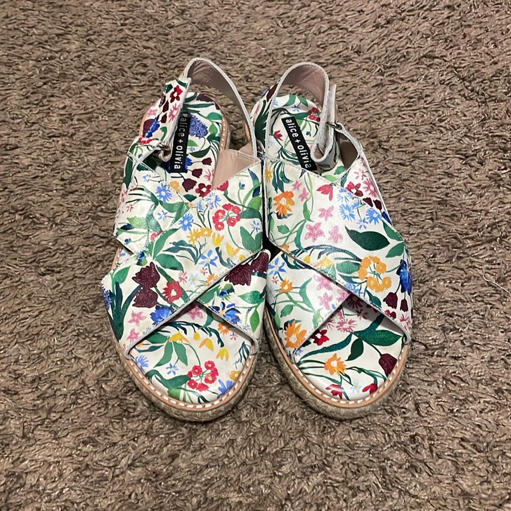 Alice + Olivia Sandals